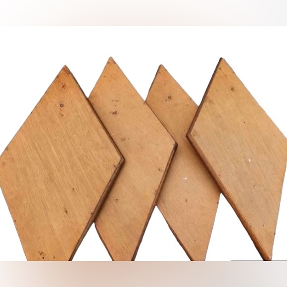 Vintage Four Seasons Carved Wood Plaques - Picture 4 of 4